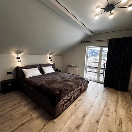 Grey House Slavske