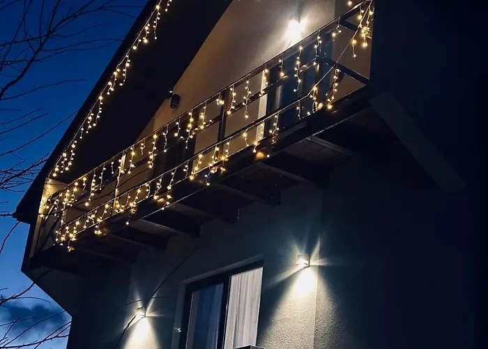 Grey House Villa *